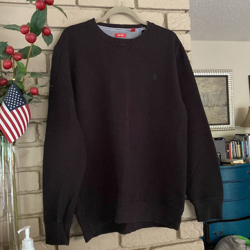 Men’s Black Crewneck Pullover
